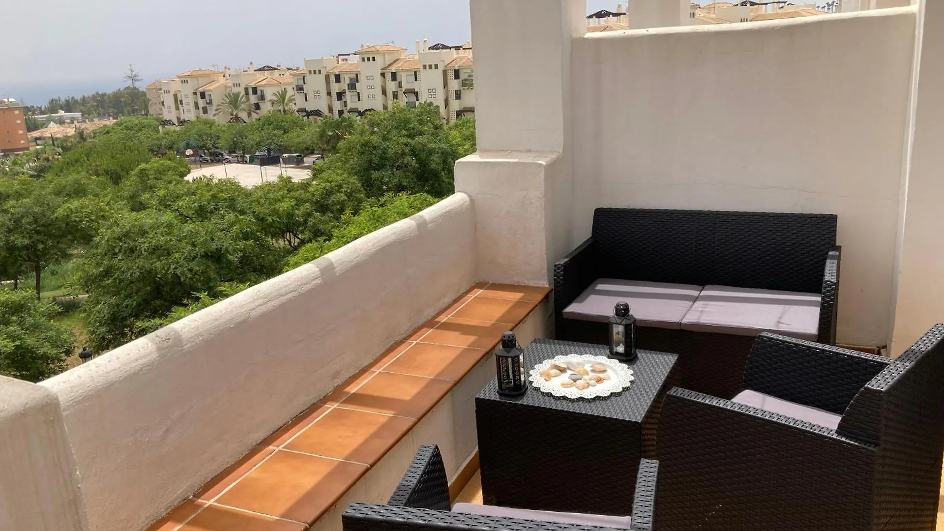 Laegenhet Hoegst Upp, Med Pool Och Utsikt Oever Havet San Luis de Sabinillas Ισπανία